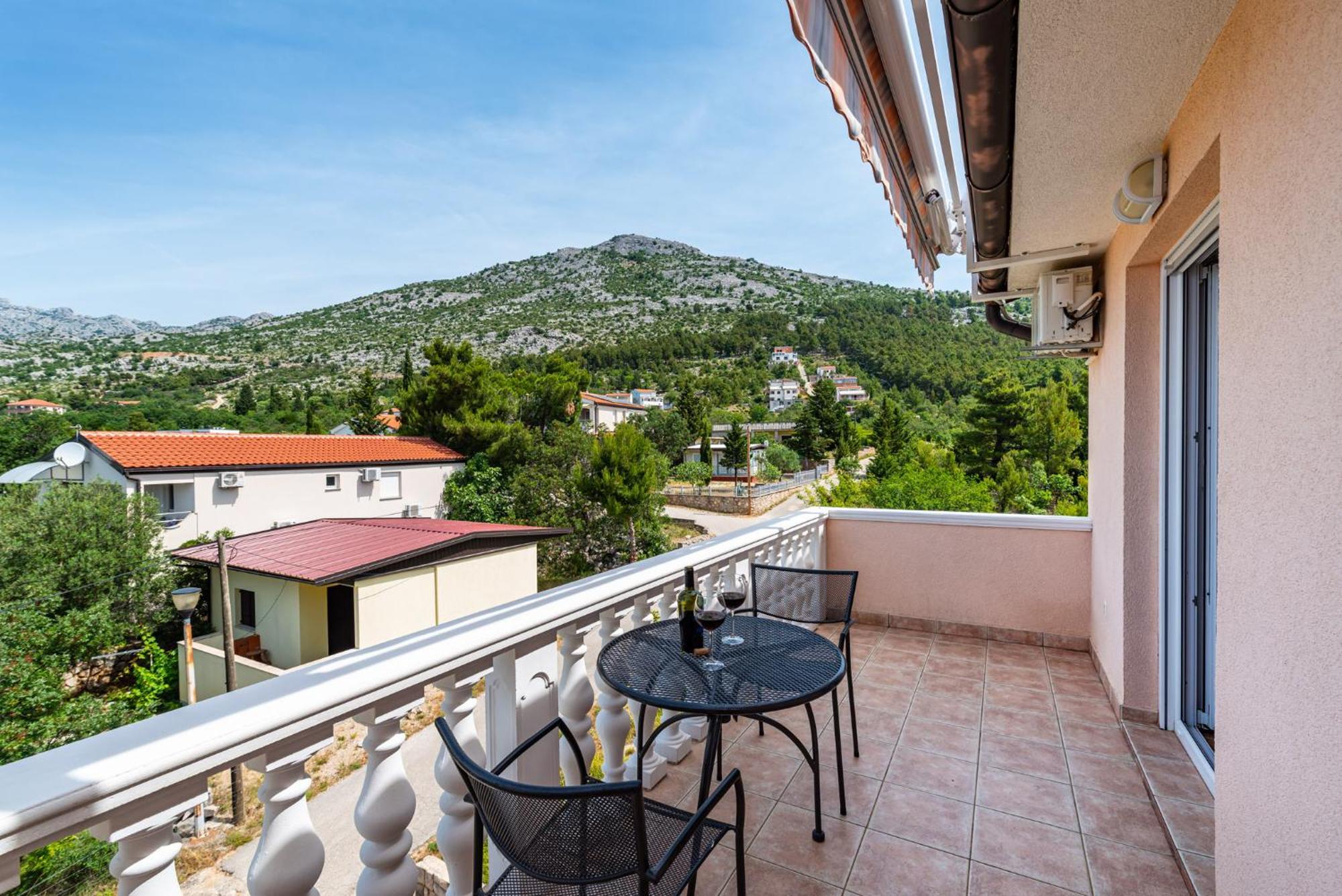 Apartments Prkacin 2 Starigrad Paklenica Exteriör bild