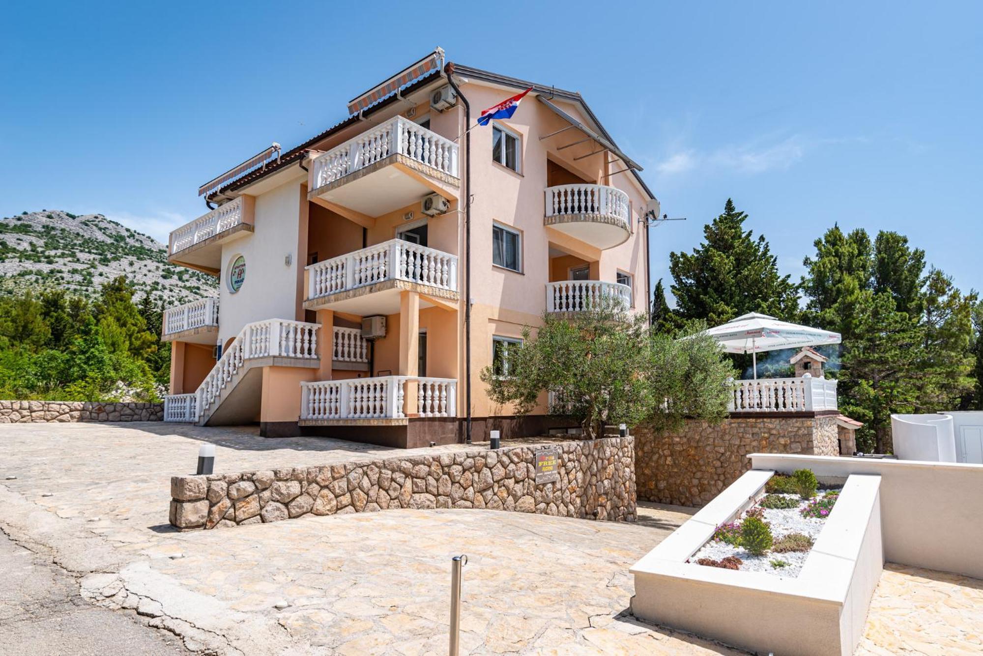 Apartments Prkacin 2 Starigrad Paklenica Exteriör bild
